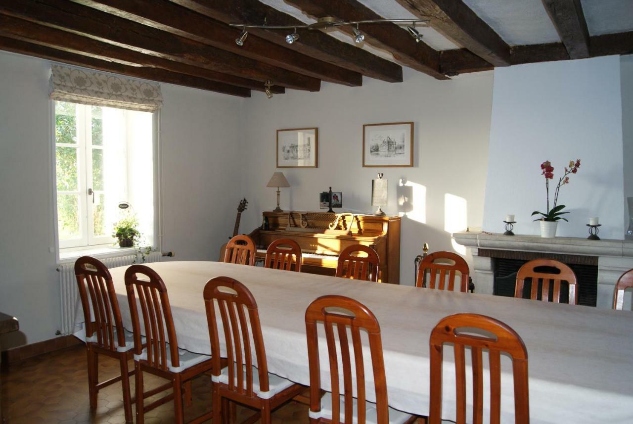La Bihourderie Bed and Breakfast Azay-sur-Indre Exteriör bild
